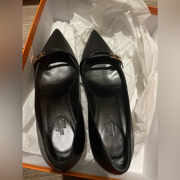 Hermes Calfleather shoes - Picture 1 of 4